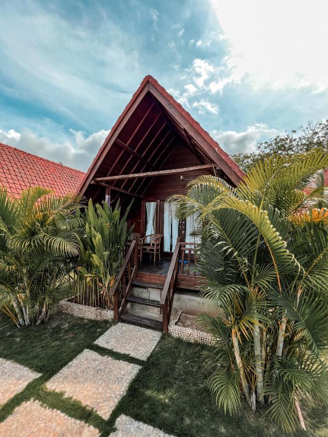 Gayatri Bungalows Batununggul Exterior photo