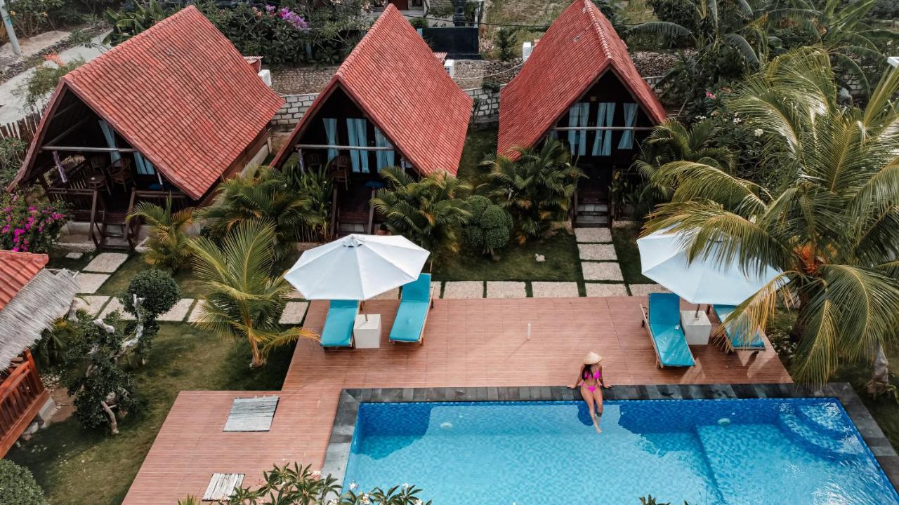 Gayatri Bungalows Batununggul Exterior photo